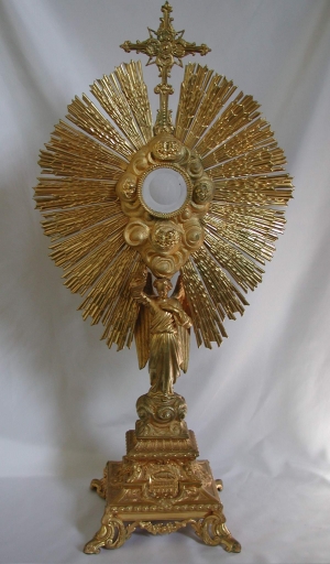 Ostensoir et sa boîte (Lanhélin fusionnée en Mesnil-Roc'h en 2019)