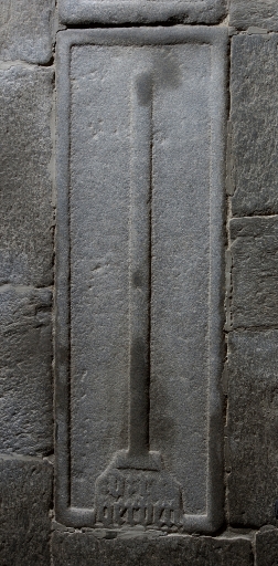 Dalle funéraire de R. Derval, prêtre