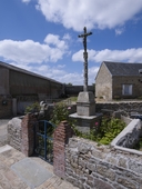 Croix monumentale (rue Geron Le Du)