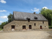 Manoir, la Mariais (Saint-Étienne-en-Coglès fusionnée en Maen Roch en 2017)
