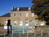 École Notre-Dame du Sacré-Coeur, 5 rue de Normandie (Epiniac)
