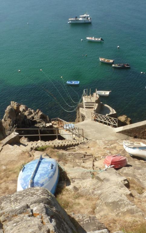 Port-abri, le Vorlen (Cléden-Cap-Sizun)