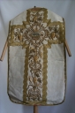 Ornement blanc 4 : chasuble