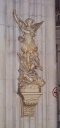 Statue : saint Michel terrassant le démon