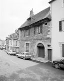 Maison de commerçant, dite Maison du chapeau rouge, puis Maison à la vigne, 2 rue Saint-Jacques (Josselin)