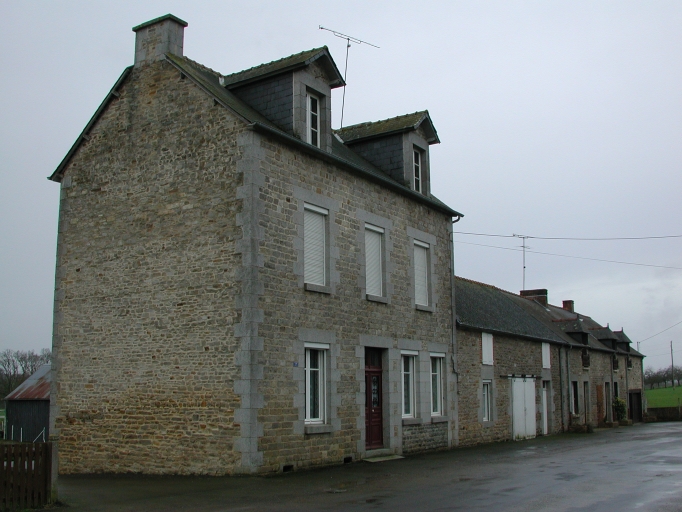 Maisons, rue J.M. Régnault (Dourdain)