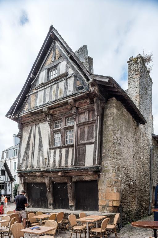 Maison, 9 rue Dom Morice (Quimperlé)