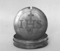 Boîte, boîte à lunule, église paroissiale Saint-Etienne (Val-d'Izé)