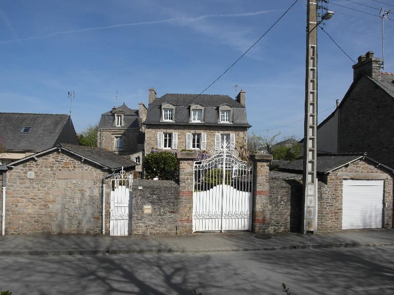Hôtel, 29 rue Leconte de Lisle (Dinan)