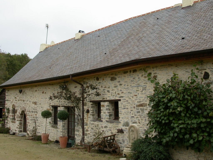 Alignement de quatre logis, le Boulay (Chelun)