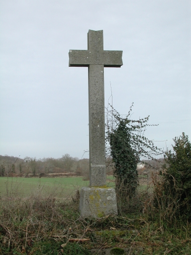 Croix de chemin de la famille Cobac-Juhel, la Fresnaie (Bonnemain)