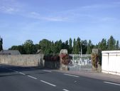 Croix de cimetière, rue Docteur Jobert (Matignon)