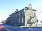 Mairie et école primaire, 11 rue Mademoiselle du Vautenet (Meillac)