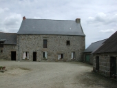 Manoir, actuellement ferme, L'Epatz (Combourg)