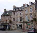 Immeubles à logements, place du Martray (Paimpol)