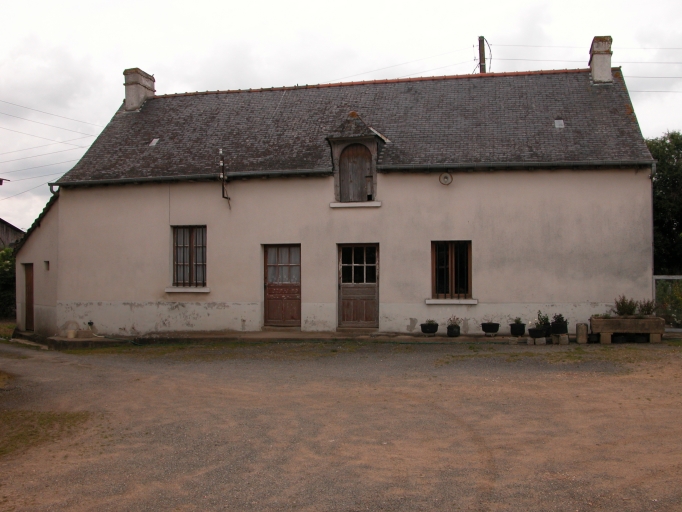 Ferme, les Cours d'Ahaut (Noyal-Châtillon-sur-Seiche)