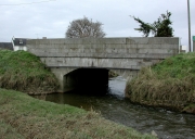 Les voies ferrées, ponts et digues sur la commune de Langueux