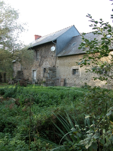 Moulin, puis ferme, actuellement maison, les Grands Vaux (Dingé)