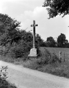Croix Monumentale, près de la Villeneuve (Lanrivain)