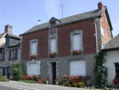 Maison, 12 avenue de l'Eglise (Rannée)