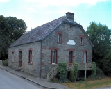 Maison et magasin de commerce, 33 rue Pavy Jean-Marie (La Bouëxière)