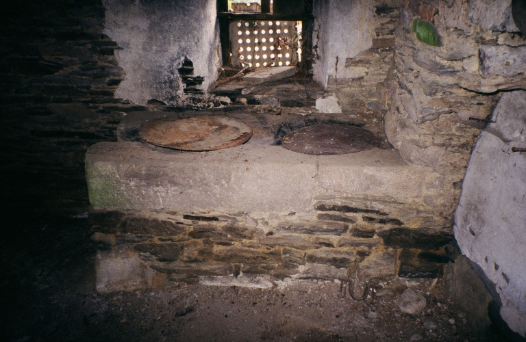 Maison, Pont-de-Buis : Nonnat Izella (Pont-de-Buis-lès-Quimerch)