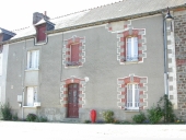 Maison, 9-11 rue des Chênes (Langouët)