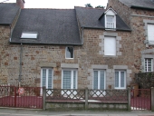 Maison, 15 rue Saint Nicolas (Sens-de-Bretagne)