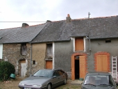 Alignement de maisons, Augon (La Chapelle-de-Brain)