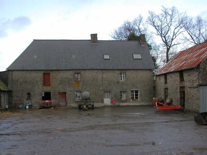 Ferme, Bel Air (Saint-Pierre-de-Plesguen fusionnée en Mesnil-Roc'h en 2019)