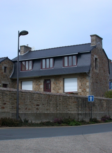 Maison, 11 rue des Plages (Trélévern)
