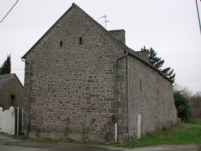 Ancienne ferme, la Favraie (Bonnemain)