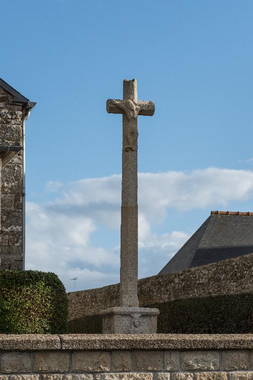 Croix sculptée, Marouée (Lamballe fusionnée en Lamballe-Armor en 2019)