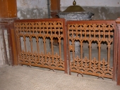 Clôture des fonts baptismaux