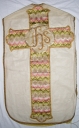 Ornement blanc 1 : chasuble, bourse de corporal et manipule
