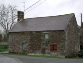 Ancienne ferme, la Frélonnière (Bonnemain)
