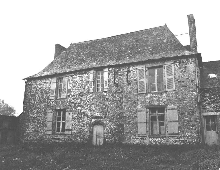 Manoir, le Plessis (Coësmes)