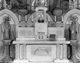 Maître-autel et retable