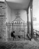 Fonts baptismaux, église paroissiale Saint-Pierre, Saint-Paul (Montreuil-sous-Pérouse)