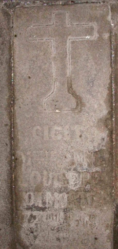 Dalle funéraire de Melle Anne Louise Perron