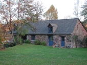 Architecture artisanale et commerciale sur la commune de Montfort-sur-Meu