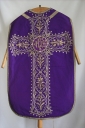 Ornement violet 2 : chasuble