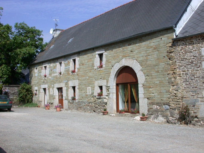 Ferme, Tréviel (Saint-Caradec)