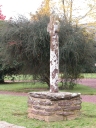 Croix de cimetière, place de l'Eglise (Le Verger)