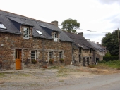 Alignement de logis, la Vionnais (Saint-Ganton)