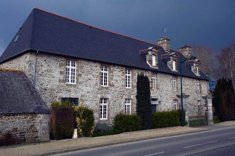 Manoir du Beauchais (Saint-Ouen-la-Rouërie fusionnée en Val-Couesnon en 2019)