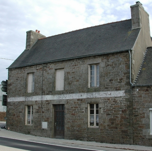 Ancien café, actuellement maison, Kerissy (Ploulec'h)