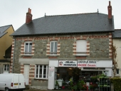 Maison à boutique, rue de la Mairie, n°5 (Saint-Armel)