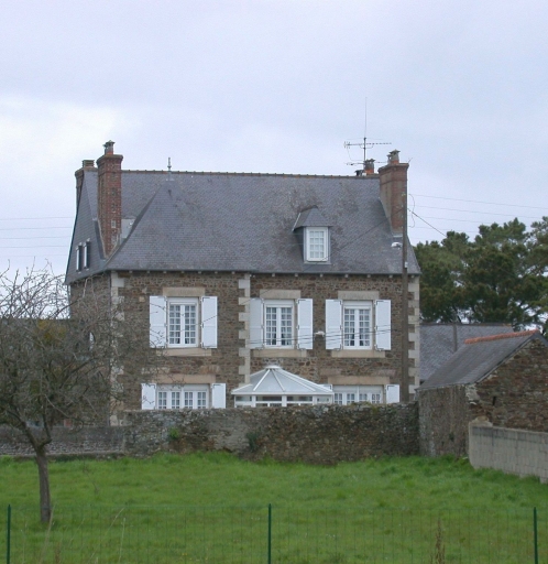 Maison, 10 rue Guillou de Mezillis (Etables-sur-Mer fusionnée en Binic-Etables-sur-Mer en 2016)