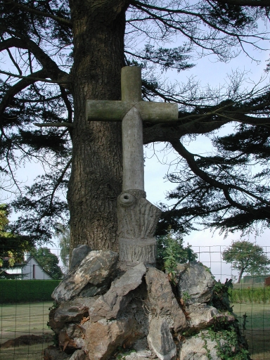 Croix de chemin, la Planchette (Sainte-Marie)